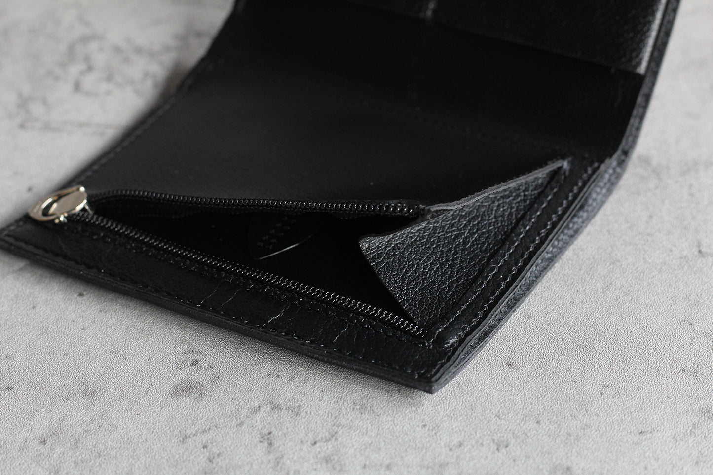 Tenuis Terza generazione: il portafoglio in pelle ultrasottile definitivo