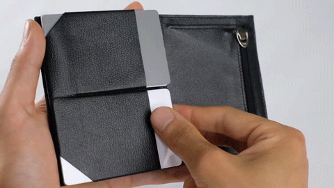 薄い財布に「山羊革」を採用した理由。牛革との違いと耐久性について