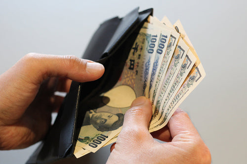 ミニ財布はお札が使いにくい?薄い財布で後悔しない紙幣収納の選び方