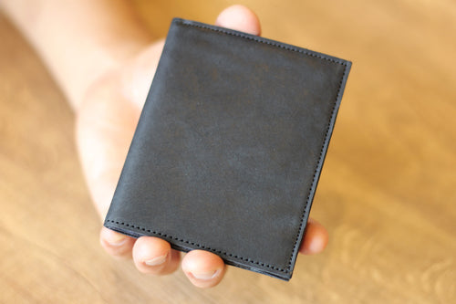 クラウドファンディングで進化した薄い財布｜Tenuis第4世代の改良ポイントとは