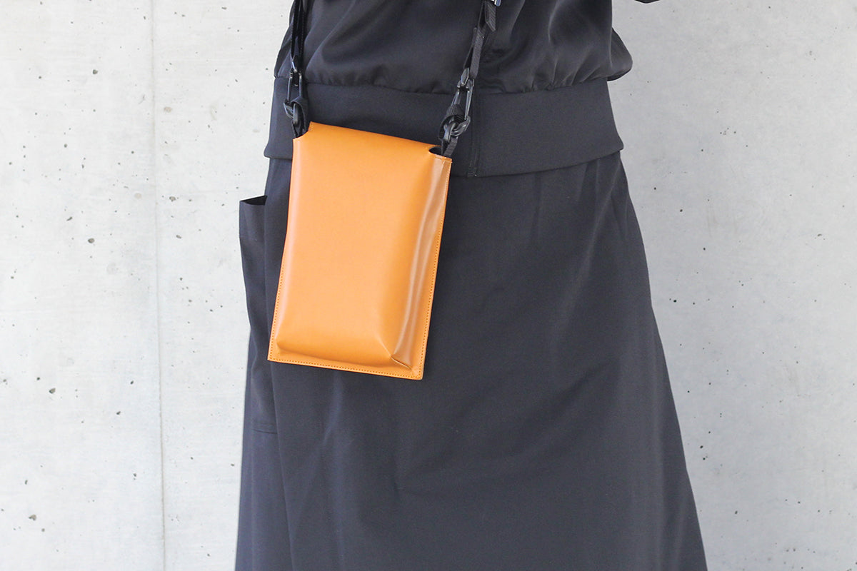 Minim（ミニム） - 手軽さ追求の小物用ミニマルポーチ