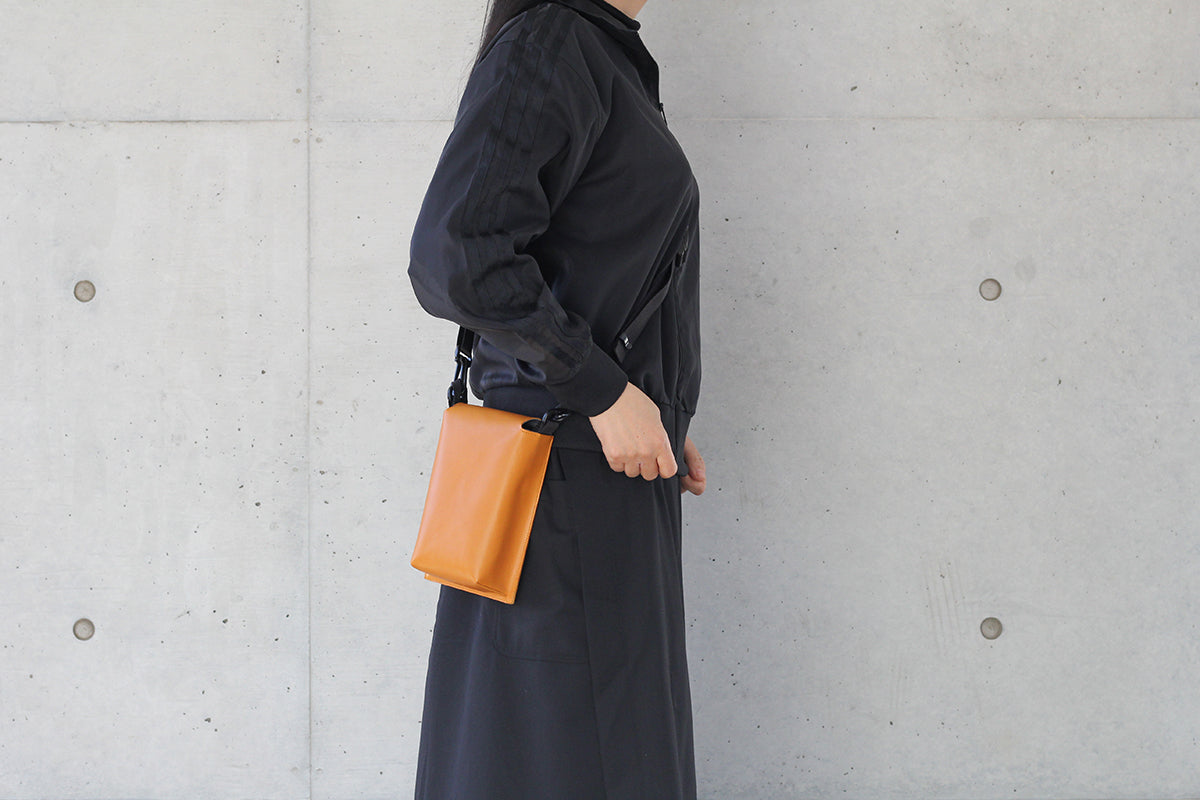 Minim（ミニム） - 手軽さ追求の小物用ミニマルポーチ