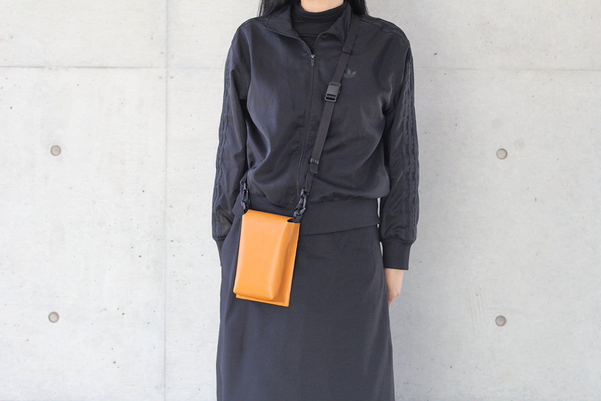 Minim（ミニム） - 手軽さ追求の小物用ミニマルポーチ