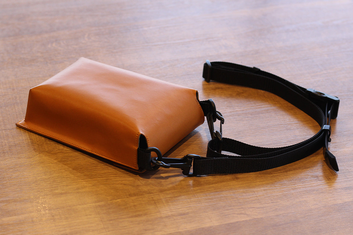 Minim（ミニム） - 手軽さ追求の小物用ミニマルポーチ