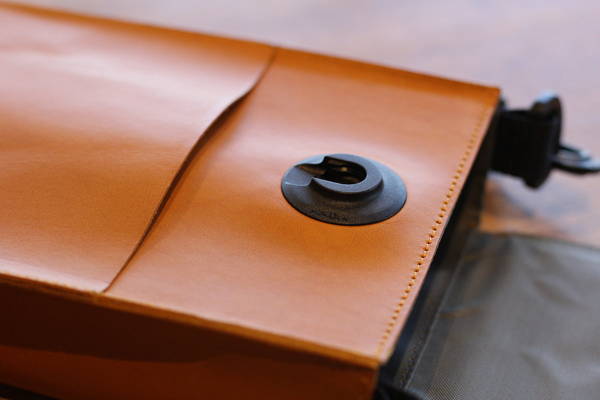 Minim（ミニム） - 手軽さ追求の小物用ミニマルポーチ