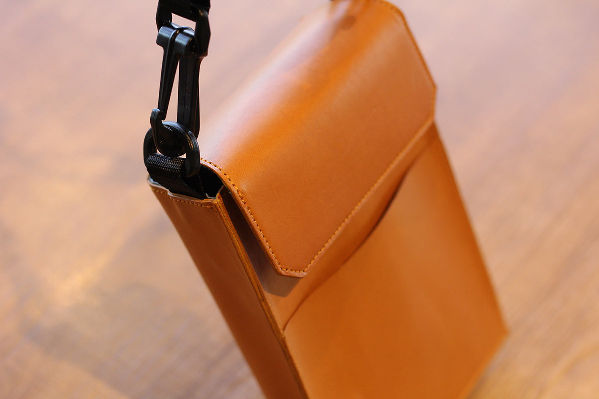 Minim（ミニム） - 手軽さ追求の小物用ミニマルポーチ