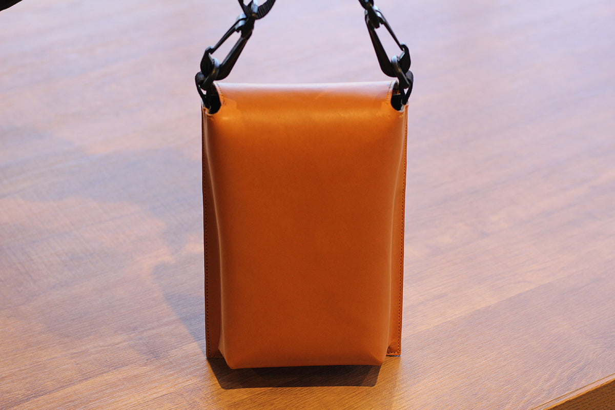 Minim（ミニム） - 手軽さ追求の小物用ミニマルポーチ