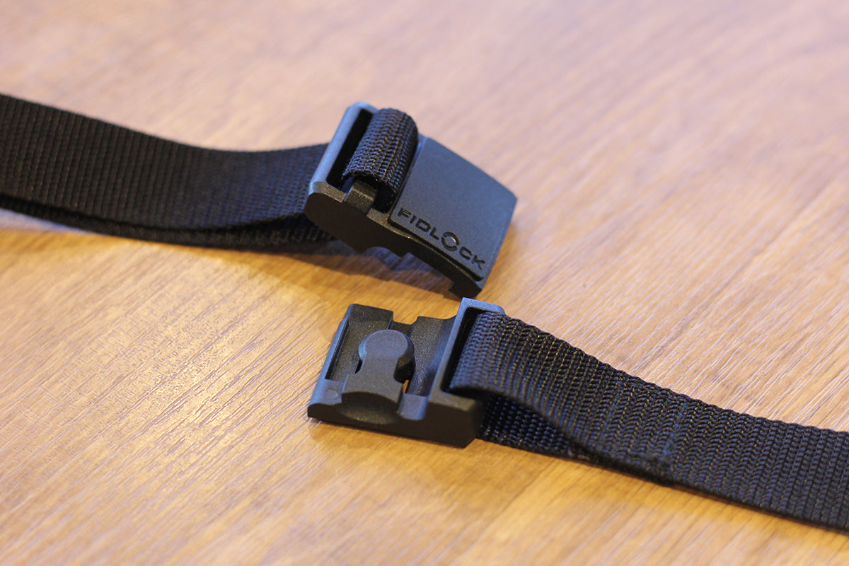 Minim（ミニム） - 手軽さ追求の小物用ミニマルポーチ